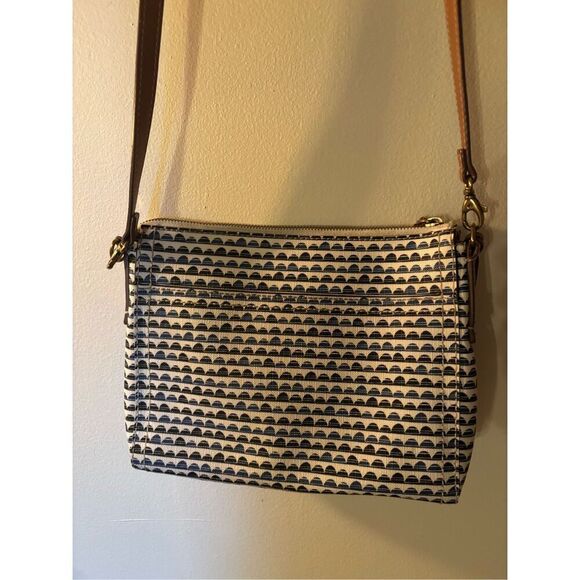 Fossil Leather Crossbody Purse - Picture 5 of 7